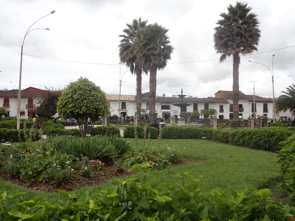 Chachapoyas – Caving, Sarcophagi, and Green Fields