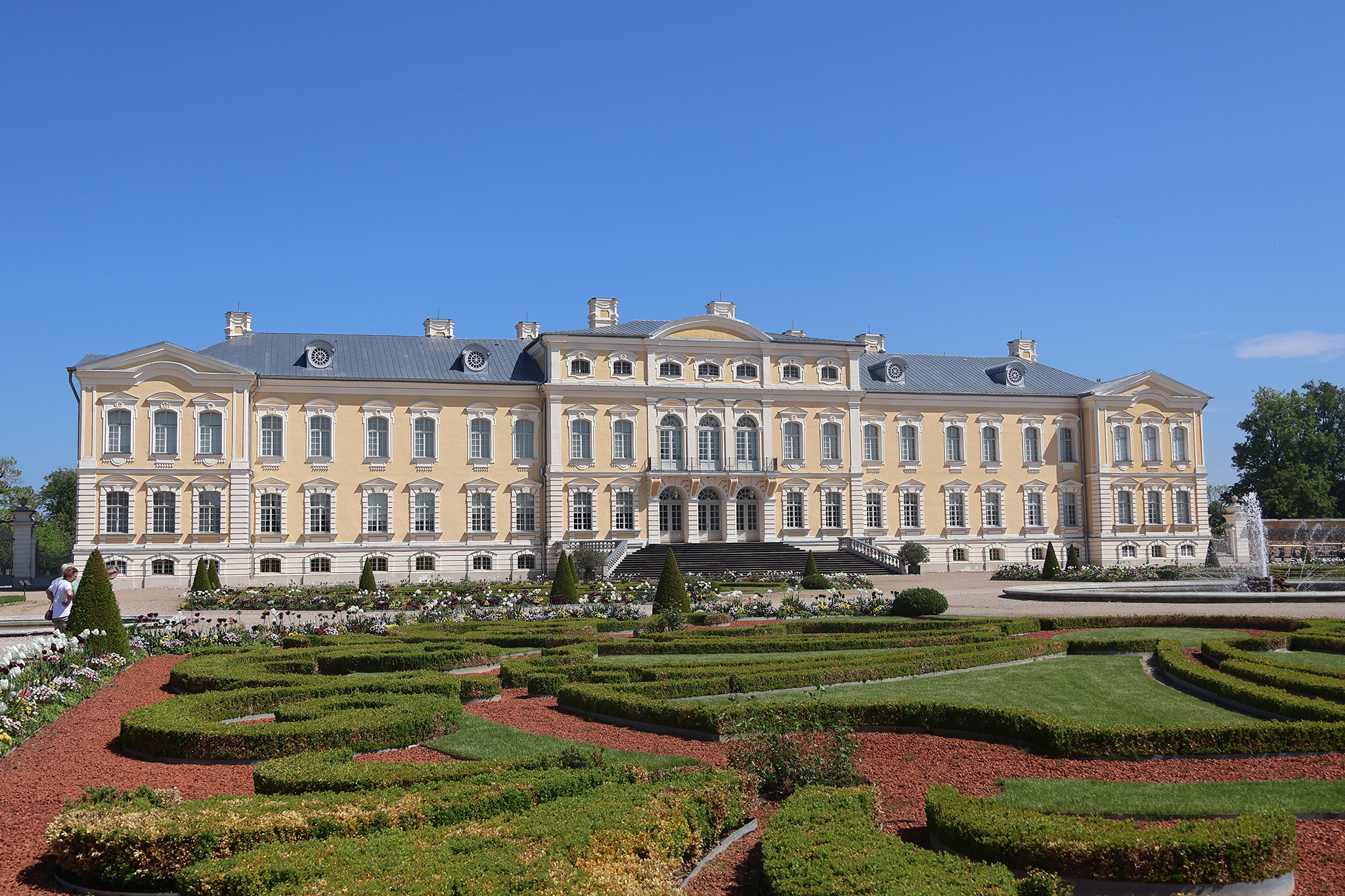 Rundāle Palace: Ostentatious in the Countryside